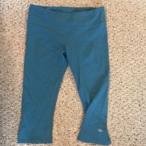 Alo yoga pants